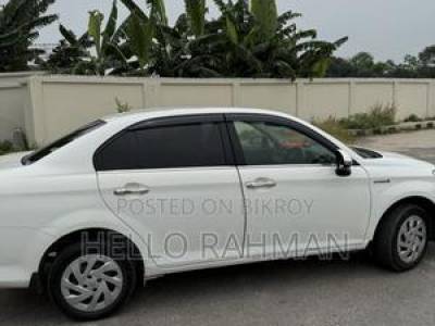 Toyota Axio 1.5 Hybrid 2WD 2019 White