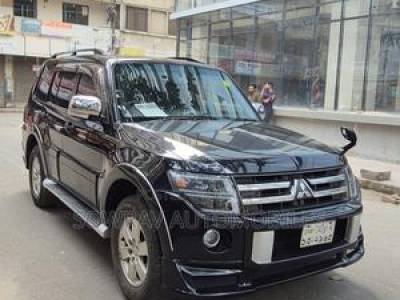 Mitsubishi Pajero 2006 Black