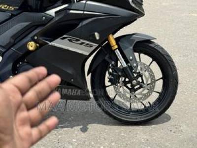 Yamaha R15 V3 2022 Black