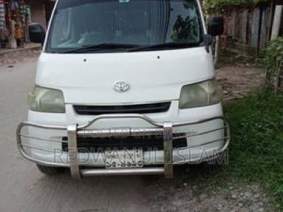 Toyota TownAce 2009 White