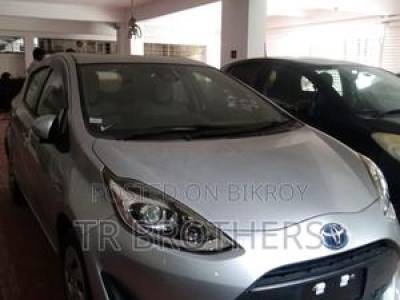 Toyota Aqua 2018 Silver