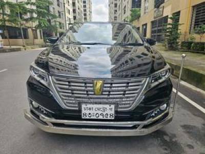 Toyota Premio 2016 Black