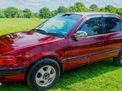 Toyota Corolla 1995 Maroon