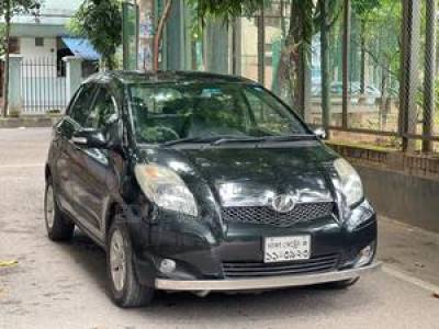 Toyota Vitz 1.0 FWD 3dr 2009 Black