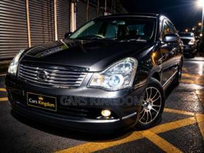 Nissan Bluebird 2008 Gray