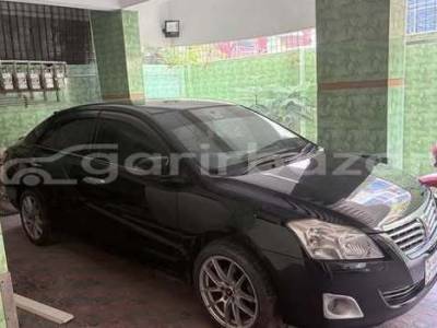 2013 Toyota Premio