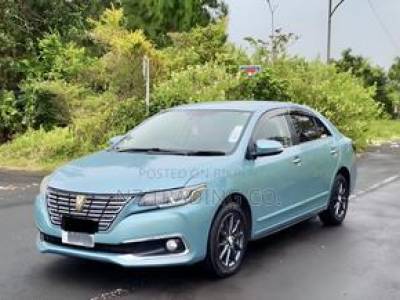 Toyota Premio 2021 Green
