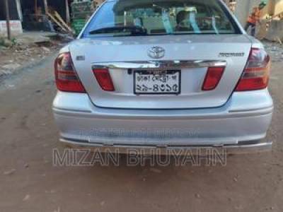 Toyota Premio 2005 Silver