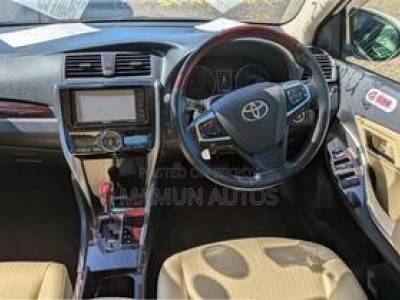 Toyota Premio F EX PKG PEARL 2020
